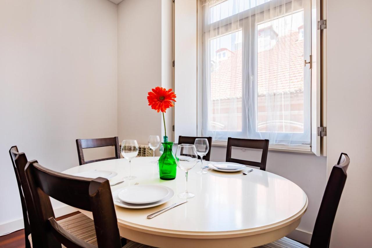 ליסבון Chiado Prime Camoes Apartment מראה חיצוני תמונה